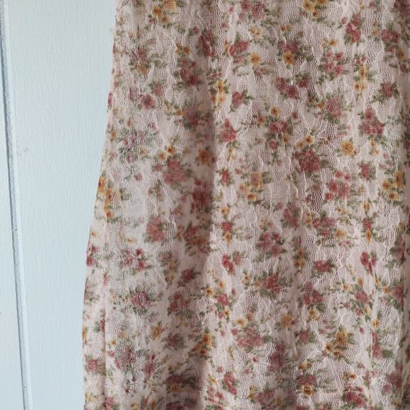 Smart Set Floral Short Sleeve Top - Picture 3 of 5